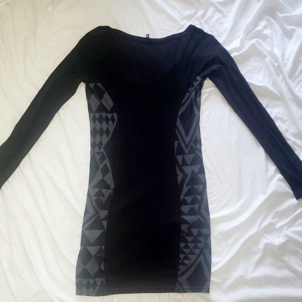 NWOT Hurley long sleeve short tribal/boho dress